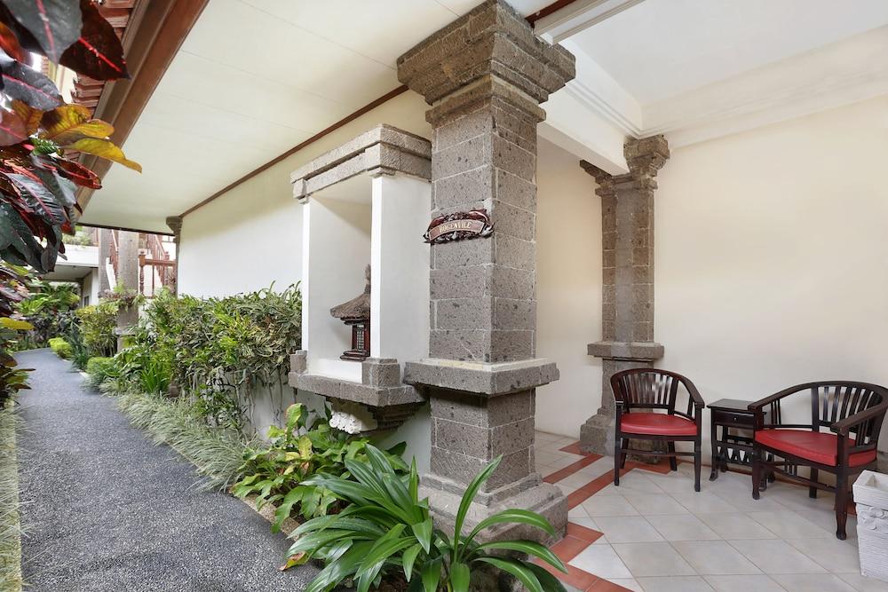 The Batu Belig Hotel & Spa Seminyak  Ngoại thất bức ảnh