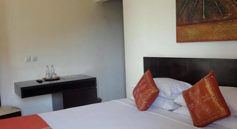 The Batu Belig Hotel & Spa Seminyak  Ngoại thất bức ảnh