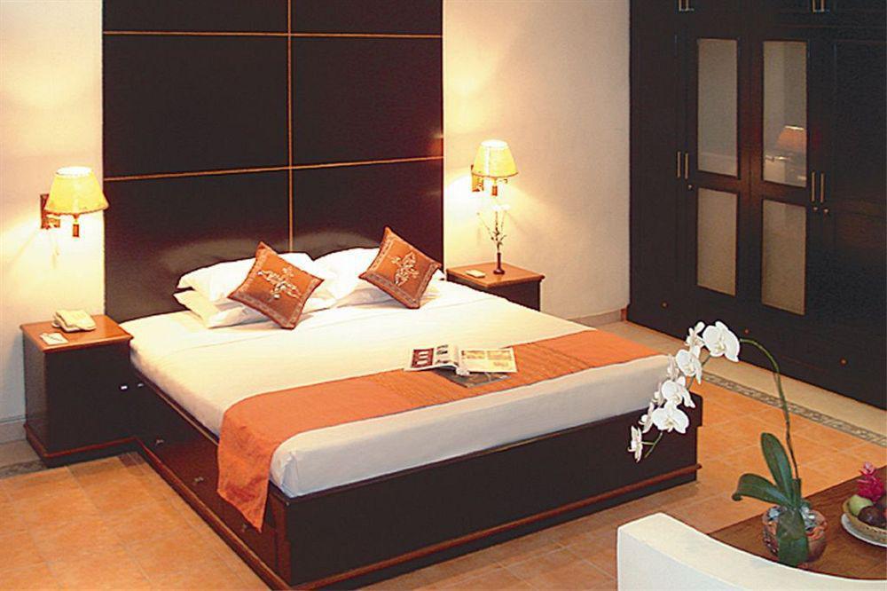 The Batu Belig Hotel & Spa Seminyak  Ngoại thất bức ảnh